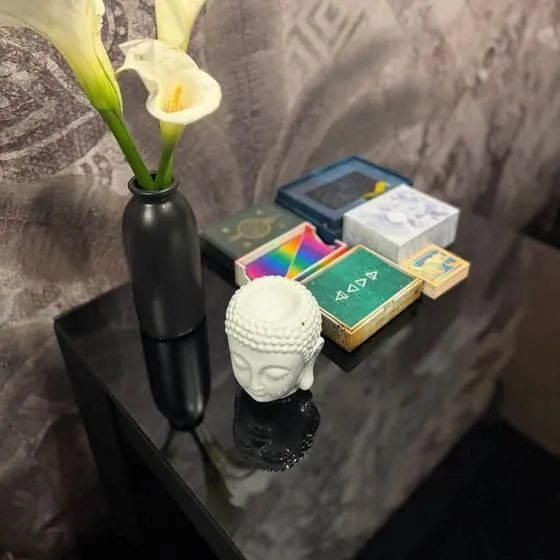 Sesión personalizada de astrología y tarot en OM Clinic, Atizapán, Estado de México, 15 de octubre, 2026
