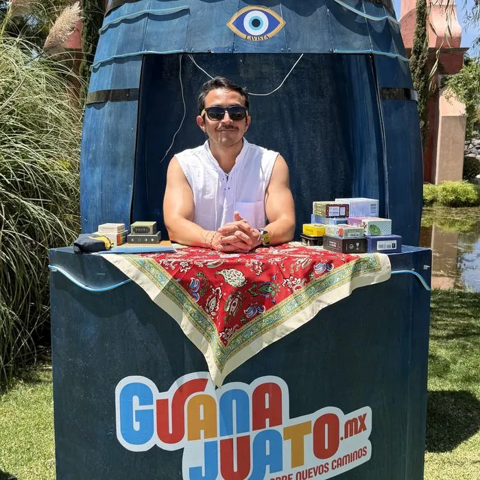 Stand de Tarot en Hacienda San José Lavista, San Miguel de Allende, 5 de septiembre, 2026